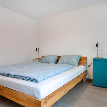 Tinas Apartment